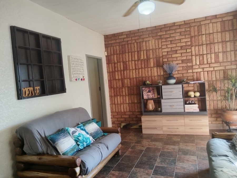 4 Bedroom Property for Sale in Elandsrand North West